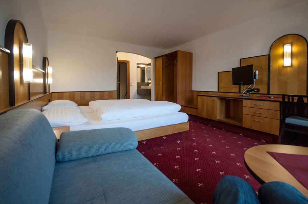Hotel Gasthof Sonne أشاش أن دير دوناو المظهر الخارجي الصورة